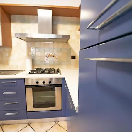 Trilocale Comodo Ai Servizi