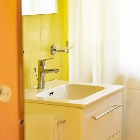 Apartamento Trilocale Comodo Ai Servizi Alessandria