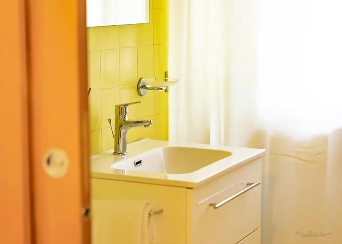 Appartement Trilocale Comodo Ai Servizi Alessandria